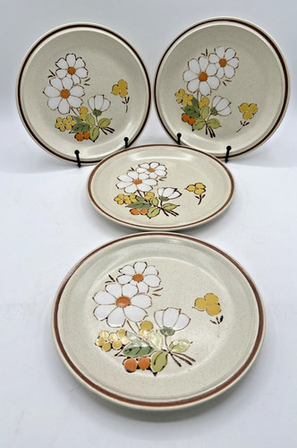 Set hearthside stoneware - of,